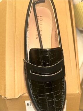 Journee Collection Black Croc-Embossed Penny Loafer Slip-On